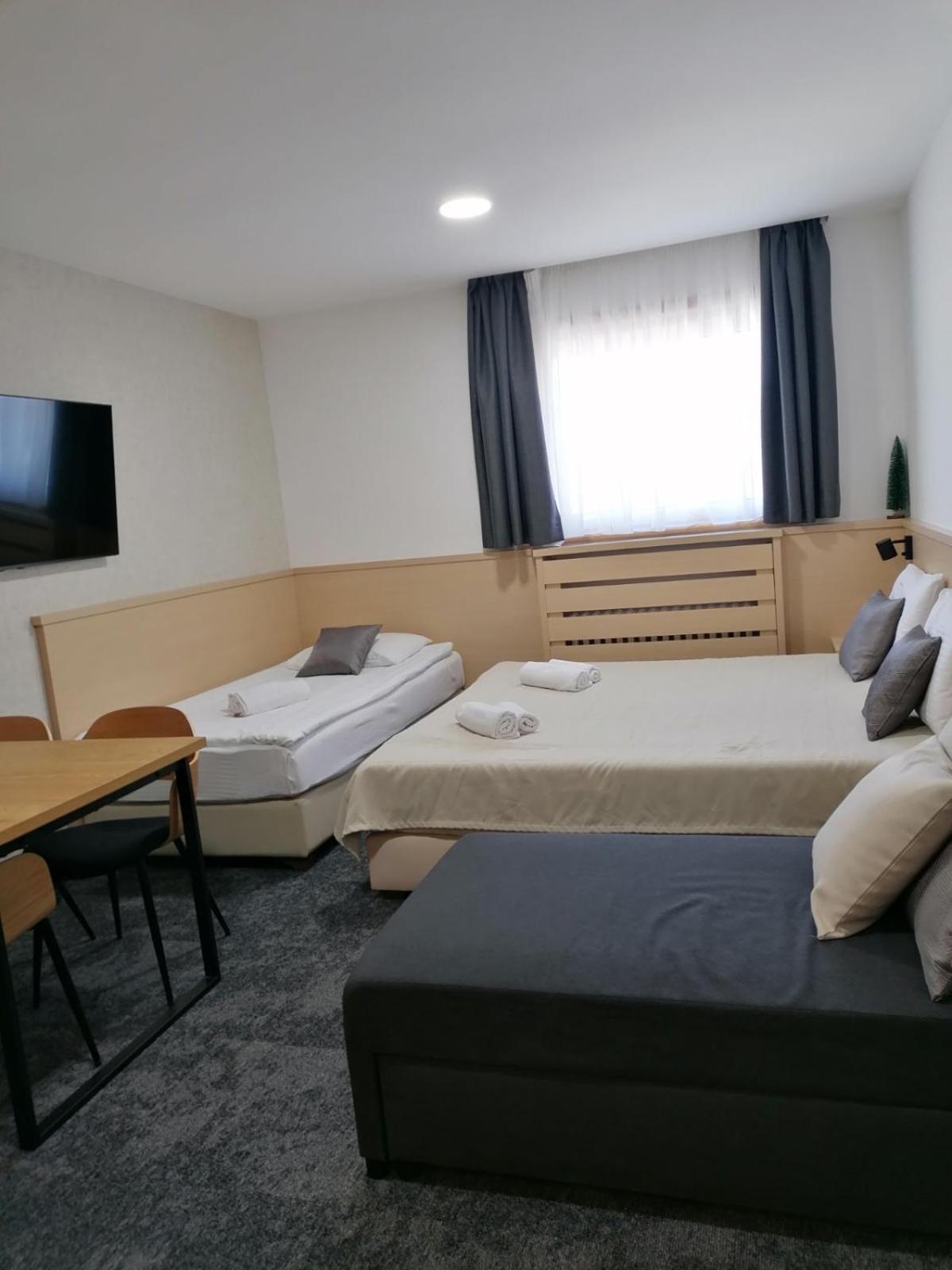 Kopaonik011 Konaci&Woodside Apartments Habitación foto
